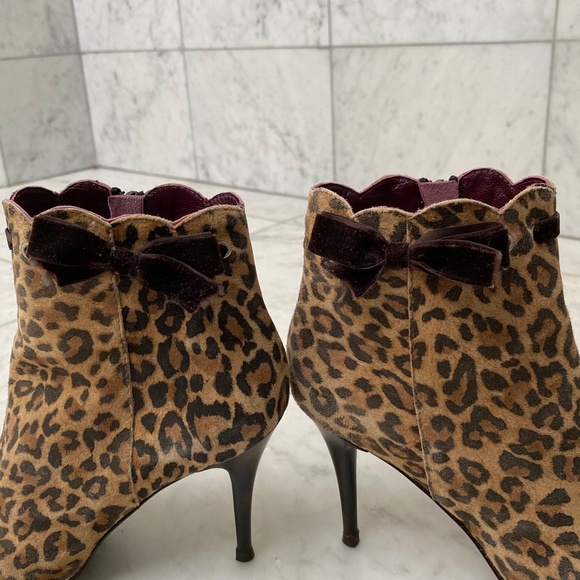 Italian Animal Print Leopard Boots 37/ US 7 - Picture 5 of 13